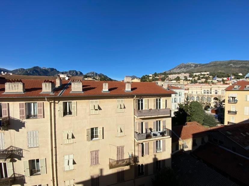 "Dans Les Toits De La Ville" Plein Centre Et Mer Menton Kültér fotó